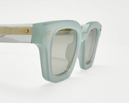 AHLEM - Boétie (Jademilk) – Optical Connection AHLEM - Boétie (Jademilk) – Optical Connection