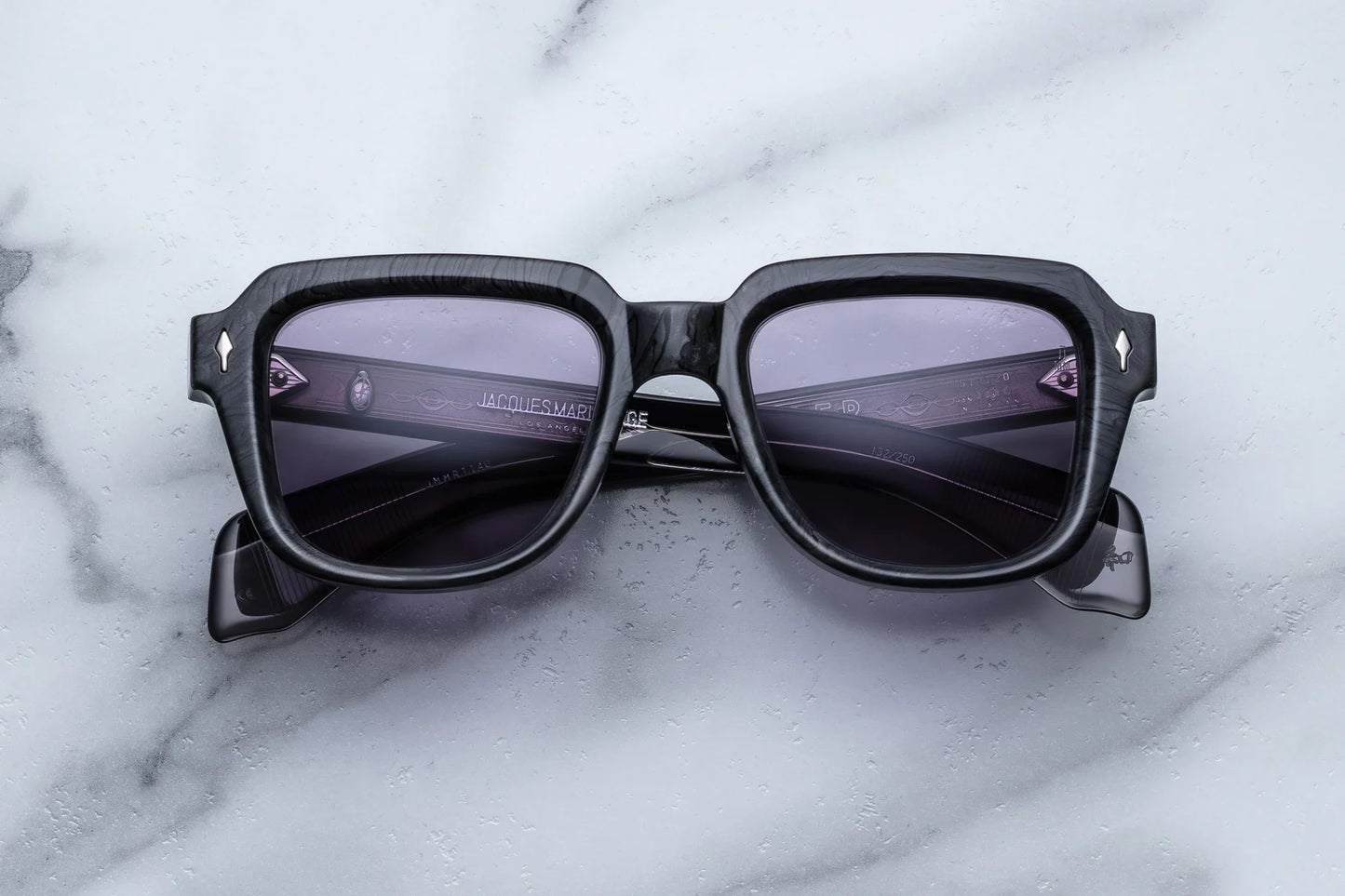Jacques Marie Mage - Taos (Ebony)